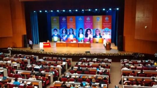 STANDALONE OR MAINSTREAMING: YOUTH IN THE POST 2015 DEVELOPMENT GOALS